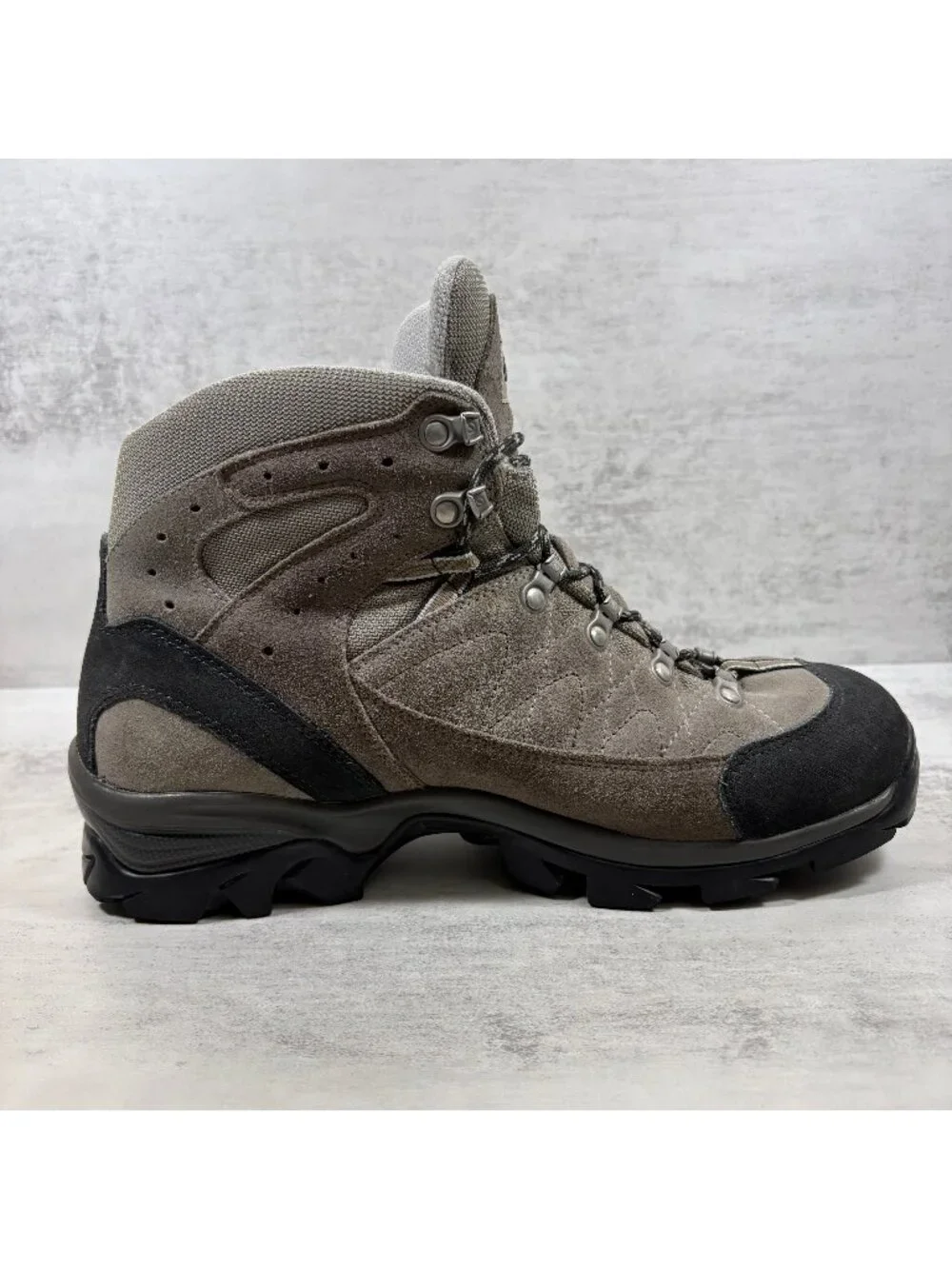 Scarpa Kailish GTX Gore-tex Hiking Boots - Men's Size 10 - Gray Tan
